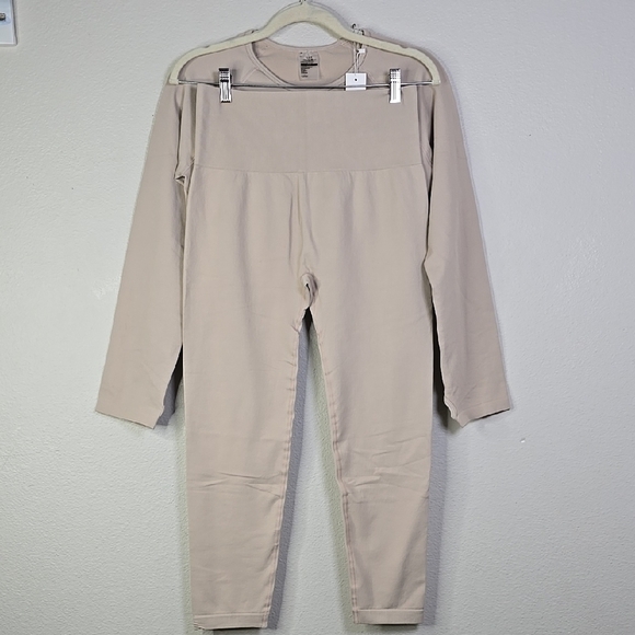 ILUS Intensify Long-Sleeve Top And Intesify Leggings Size XXL NWT - Picture 2 of 14